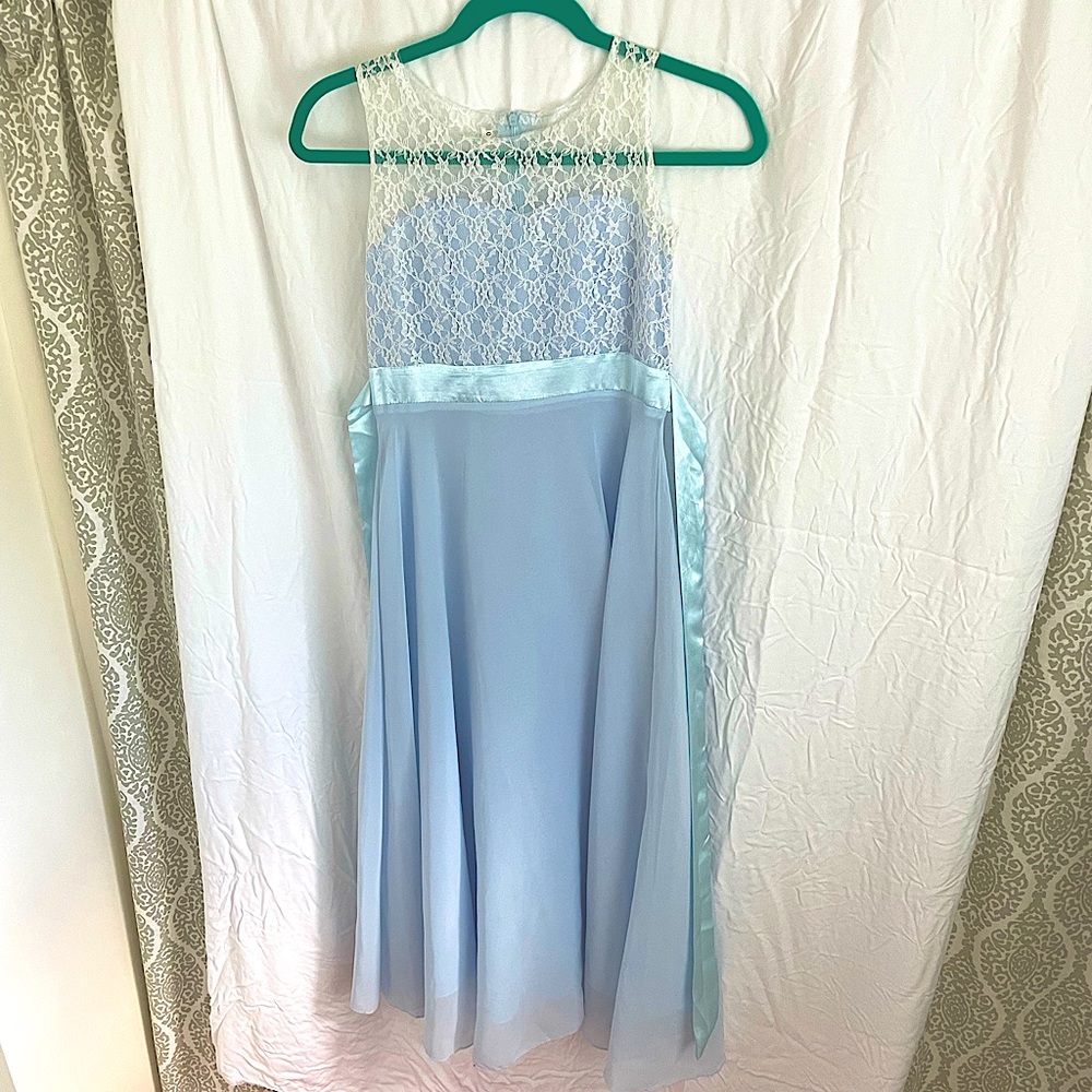 Baby blue formal girls dress. Floral design satin zipper dress.
